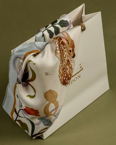 Rawda Scarf

وشاح روضة