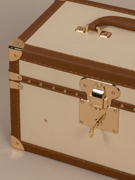 ‏Jewelry Case

صندوق مجوهرات