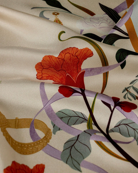 Rawda Scarf

وشاح روضة